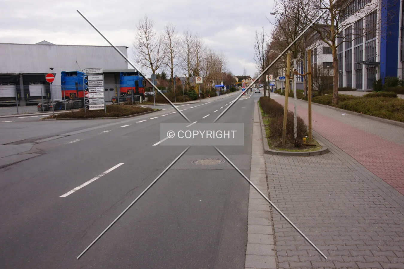 Photo 925-175-421