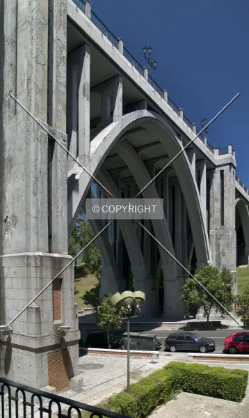 Photo 925-716-648
