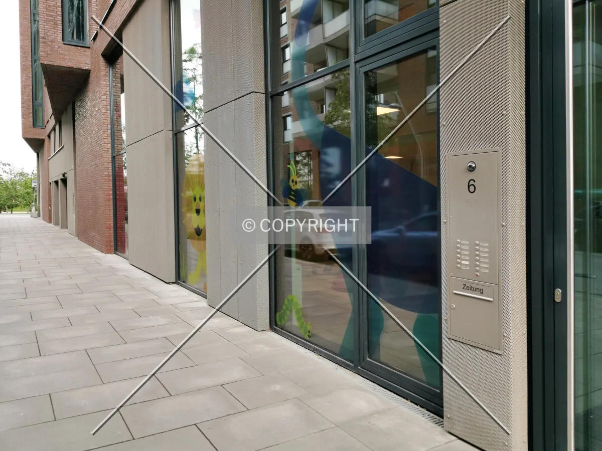 Photo 092-575-981