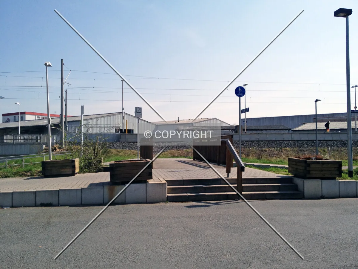 Pedestrian bridge