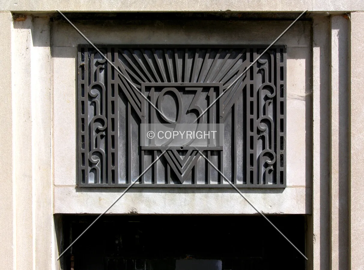 Art deco details on the southern side