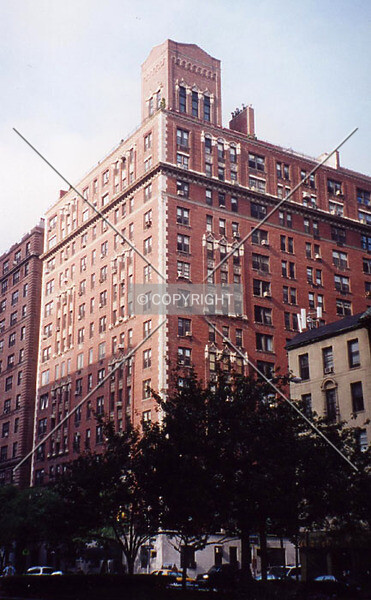 Photo 927-436-784