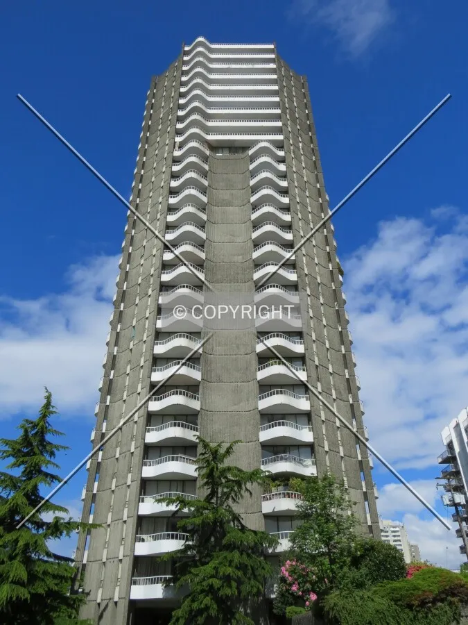 Looking up from Thurlow Street