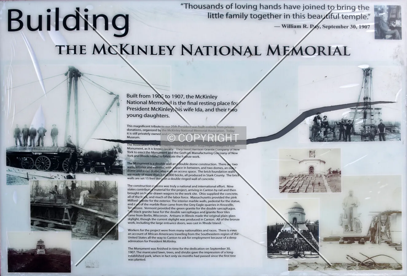 Descriptive plaque