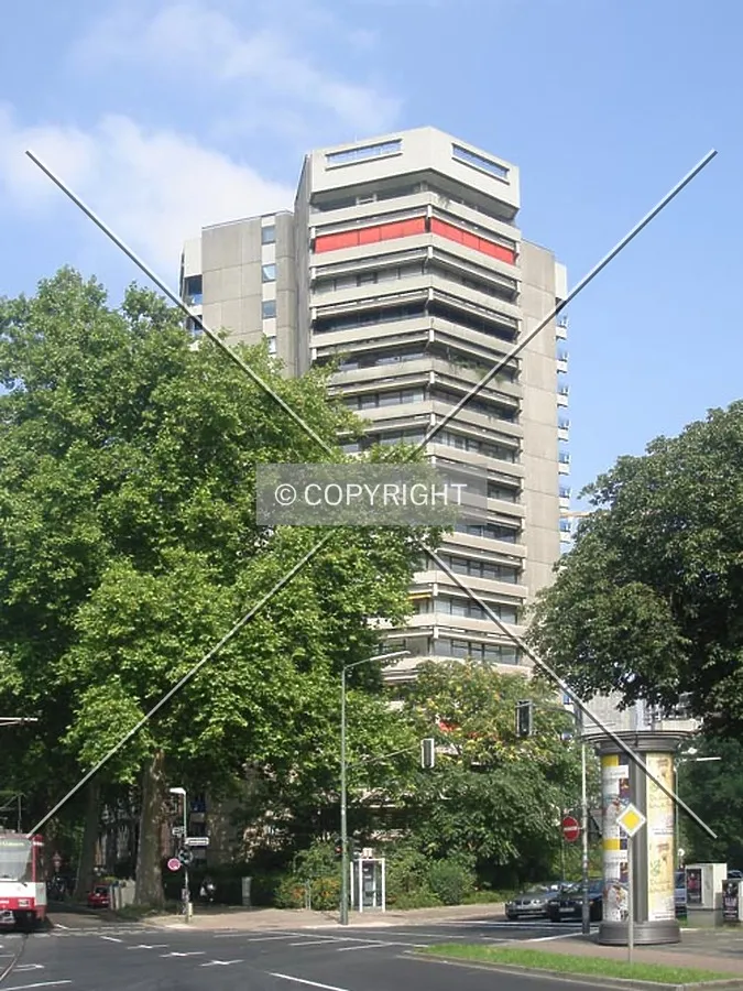 Photo 093-207-662