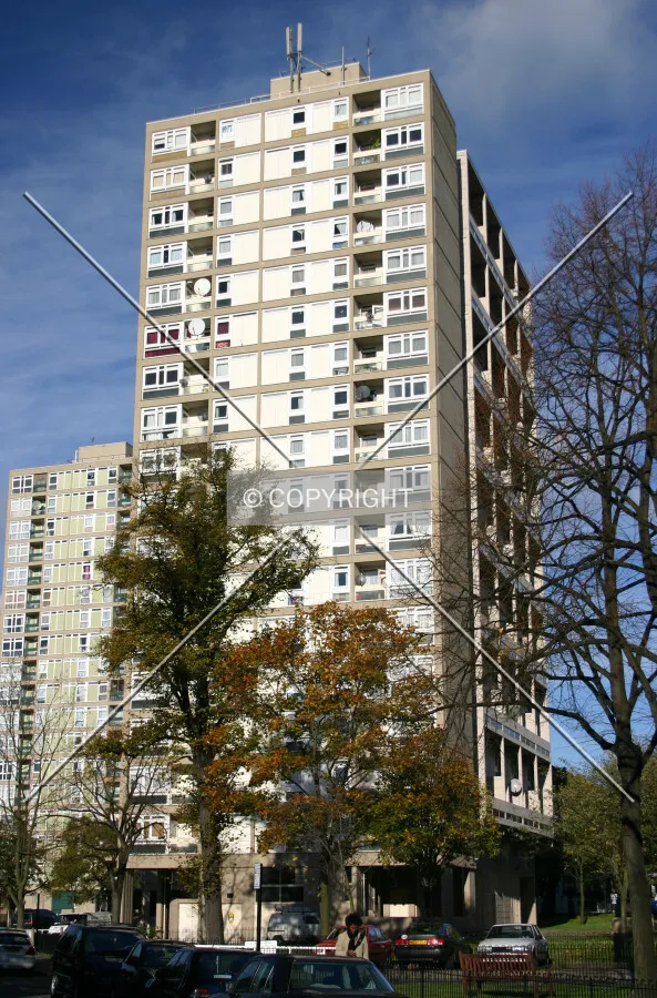 Front and side view from Lanark Road