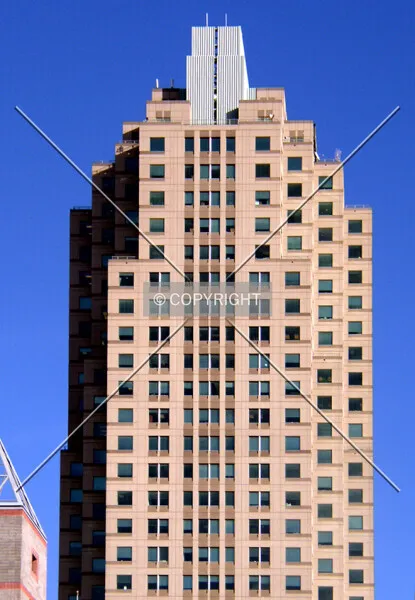 Photo 935-167-664