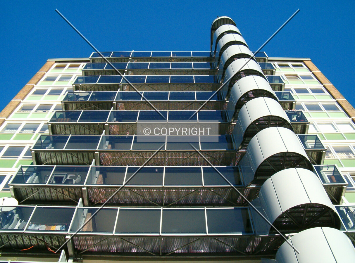Photo 935-243-181