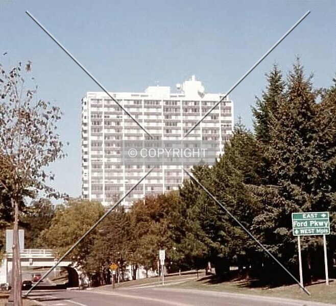 Photo 937-169-277