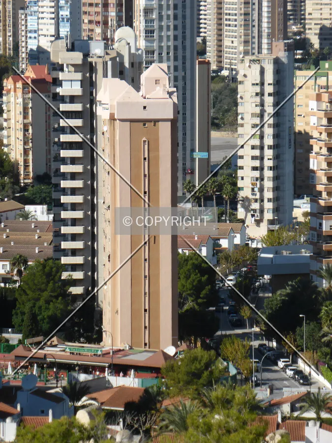 Photo 093-834-657