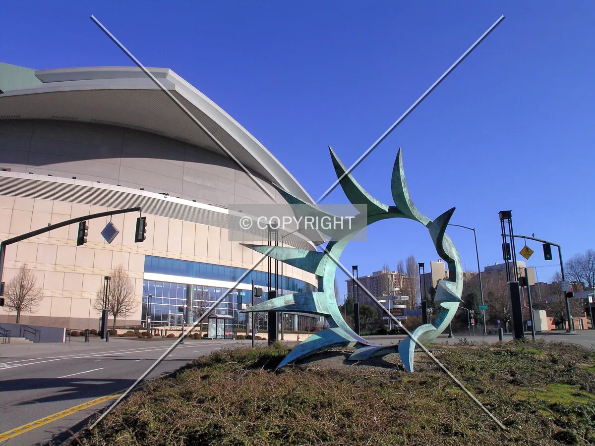 Looking towards the crown sculpture