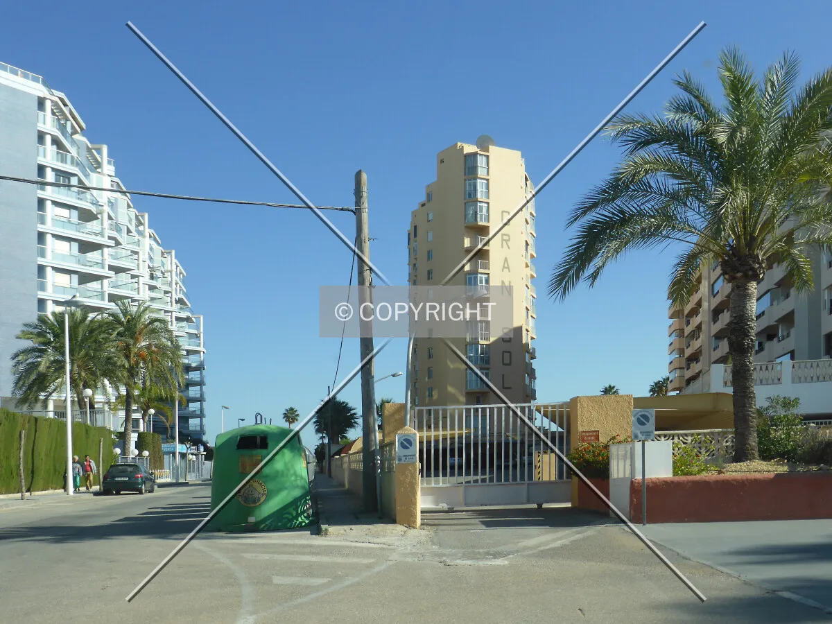 Photo 093-890-839