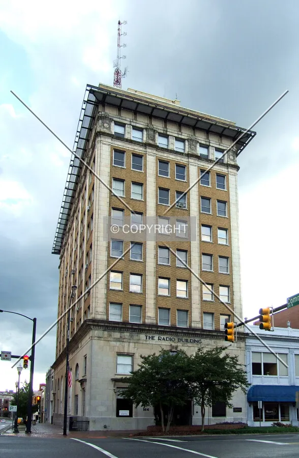 View from the east on Commerce Avenue