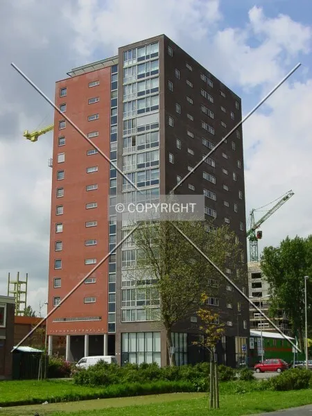 Tiengemetenflat
