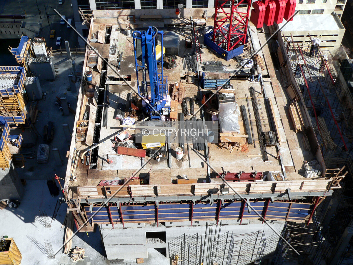 View down at the core from the LaSalle-Wacker Building