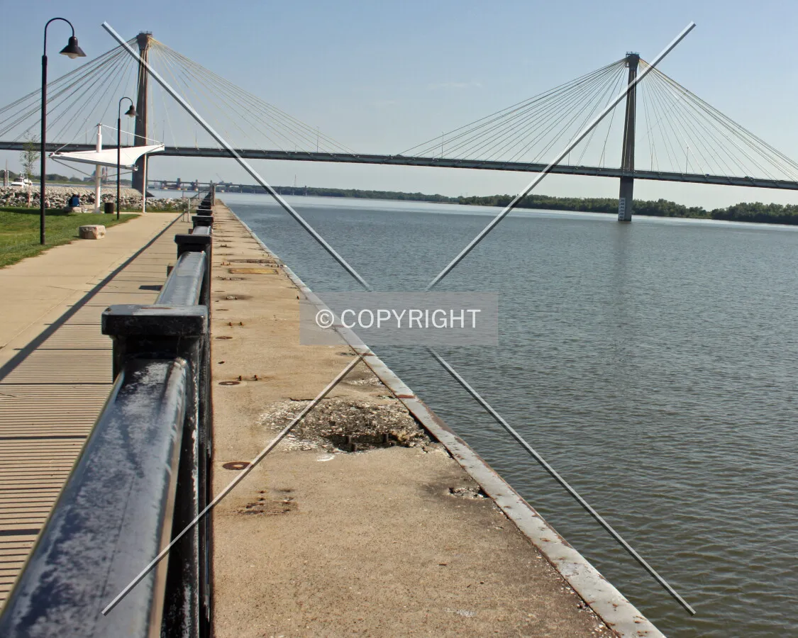View south along the Mississippi River towards the Clark Bridge