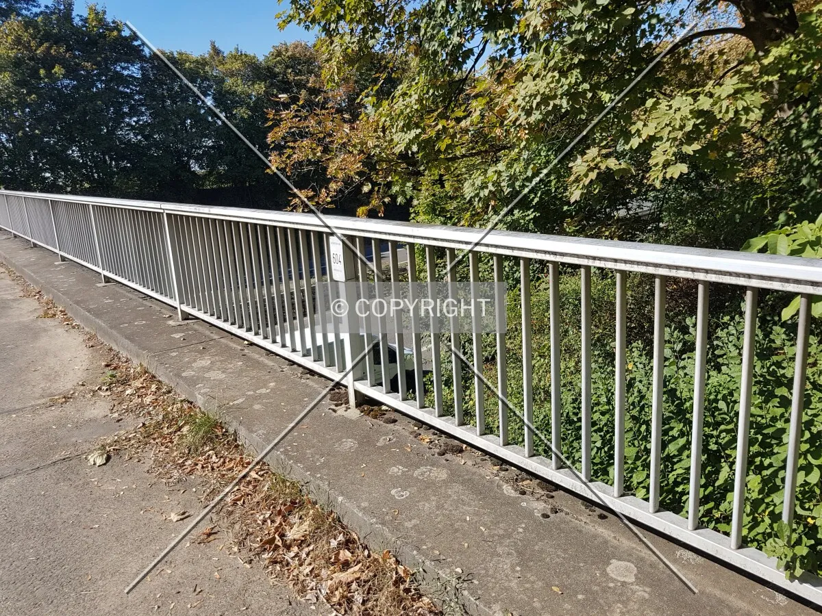 Photo 941-616-362