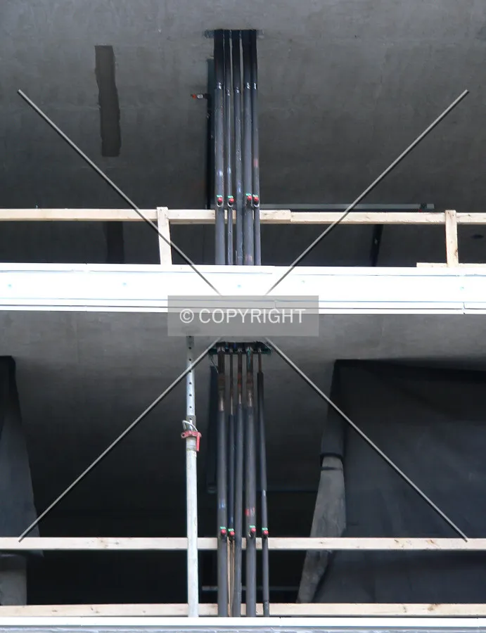 Electrics running through the floor plates