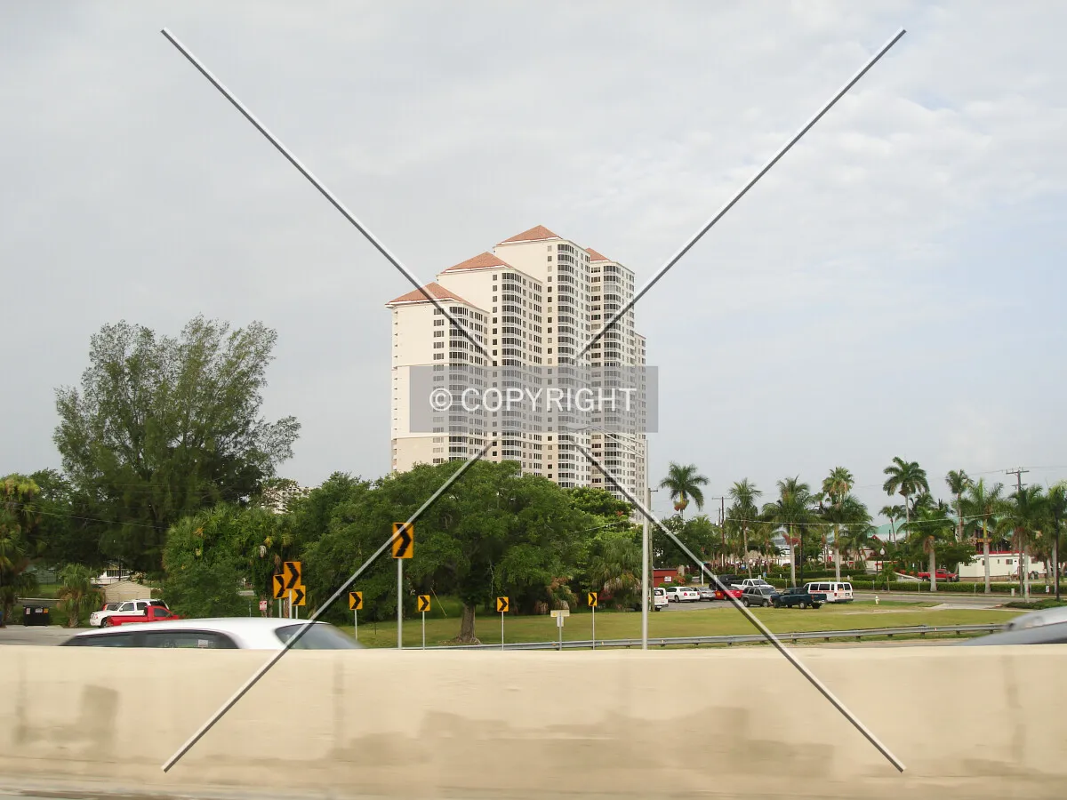 Photo 942-113-064
