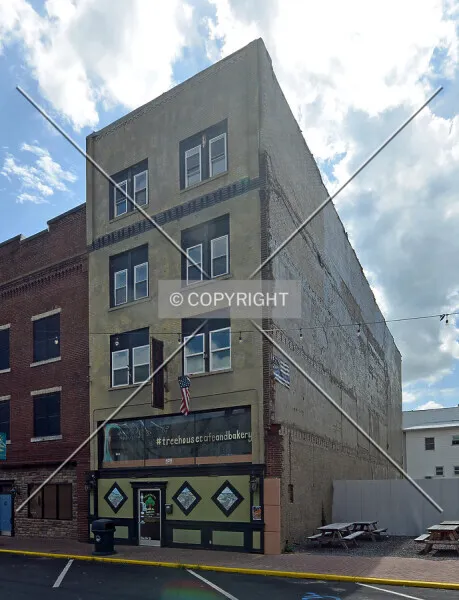 Photo 942-323-584