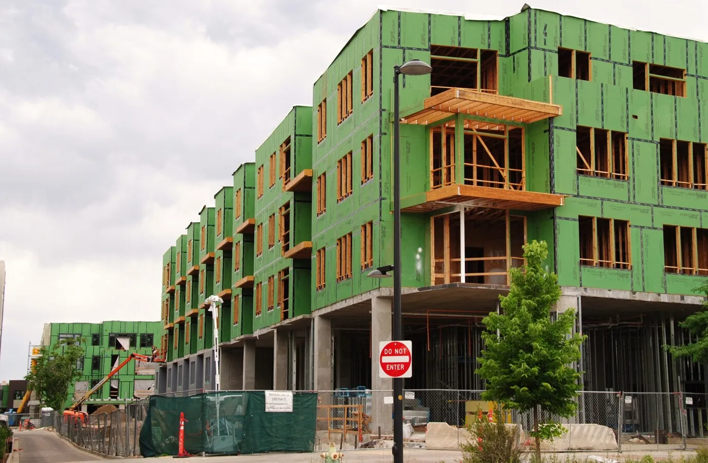 Photo 943-332-331