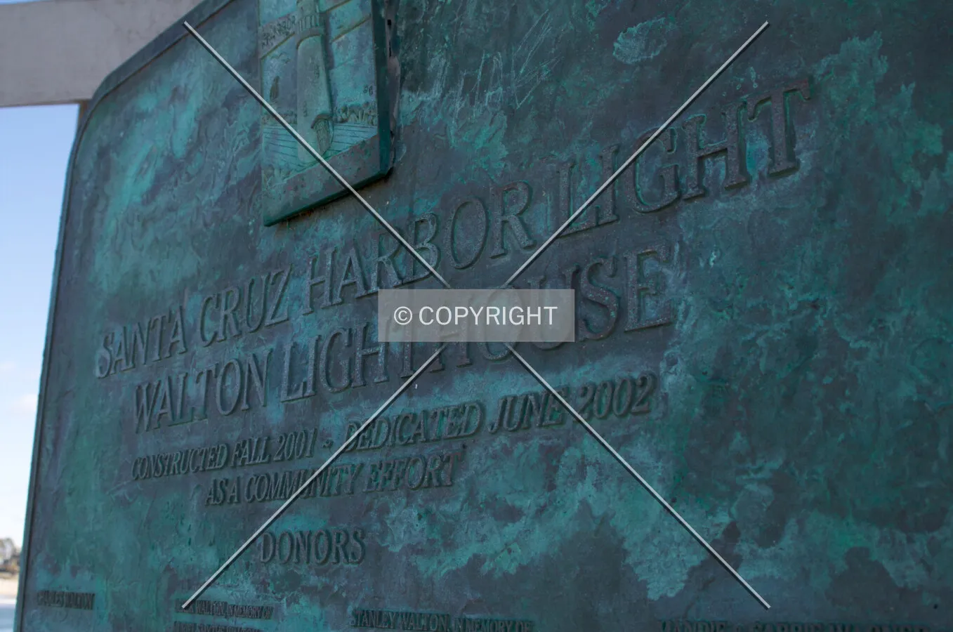Memorial plaque