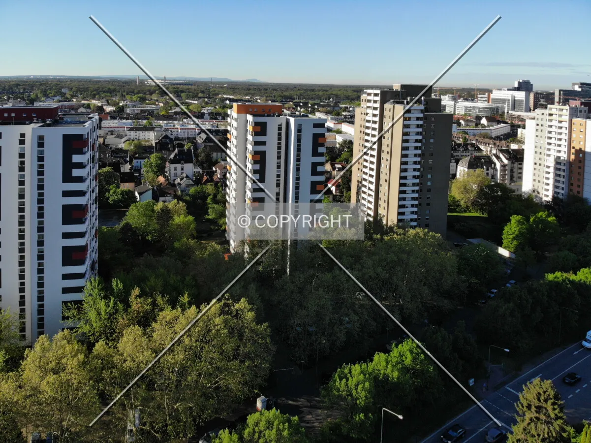 Hochhäuser im Mainfeld in Frankfurt