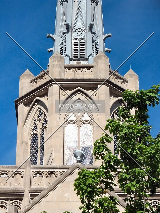 The lantern from the east