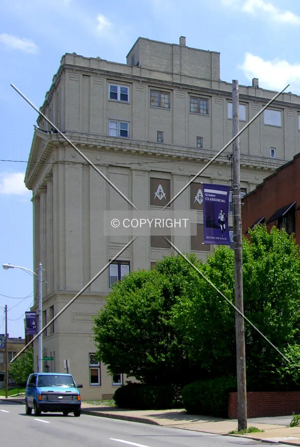 From West Pike Street to the west