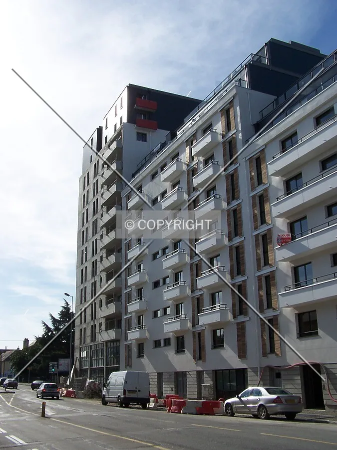 Face est vue depuis le Boulevard de Strasbourg
