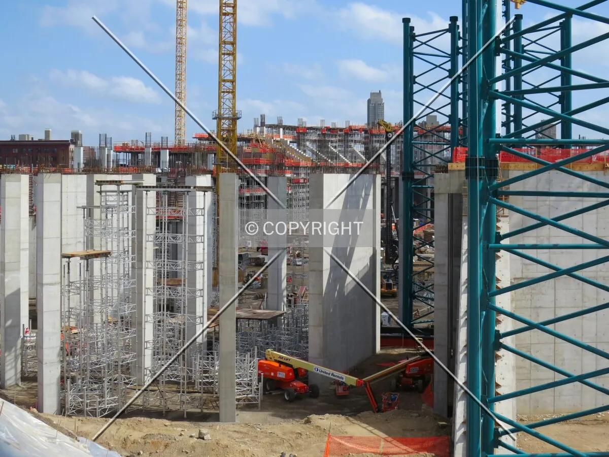 Construction details inside the pit