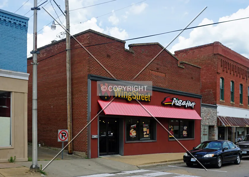 Pizza Hut / WingStreet