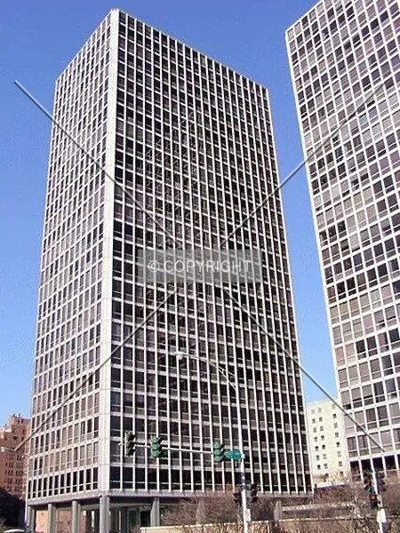 Commonwealth Promenade II