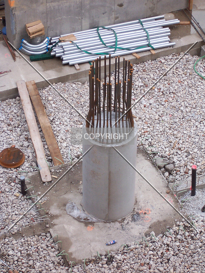 Column rising from the lowest level near the southern edge