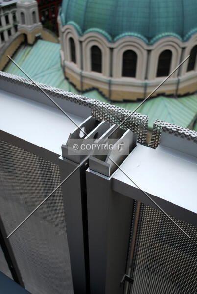 Photo 095-172-822