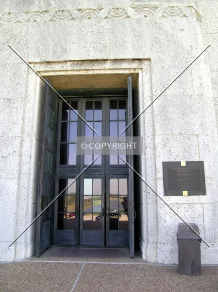 Photo 095-286-455