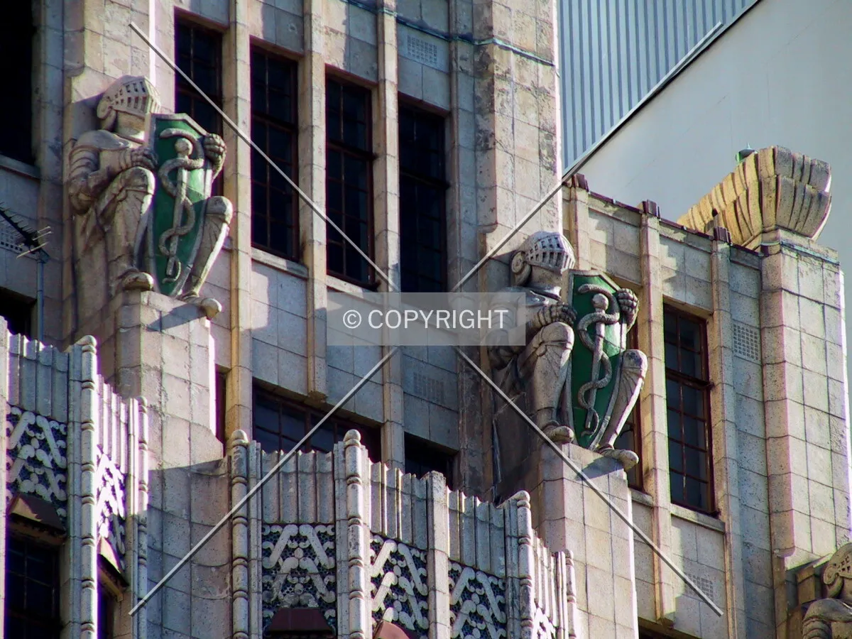 Roof statues