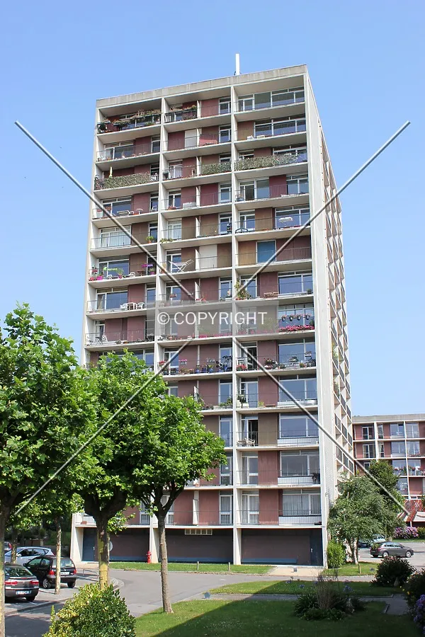 Southeast view from Boulevard Gambetta.
