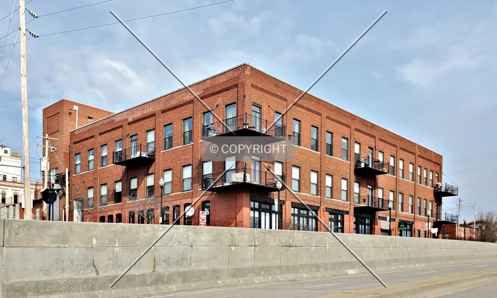 Photo 955-981-284
