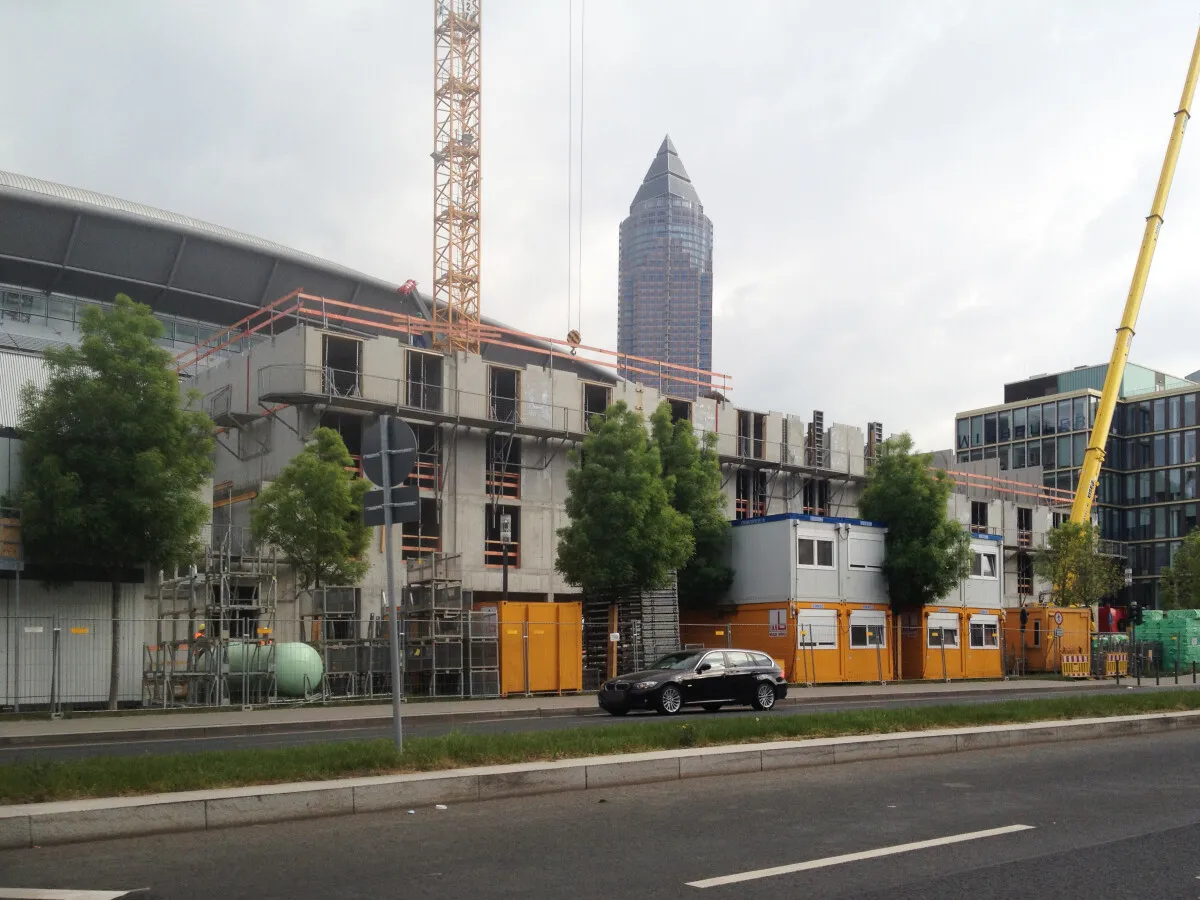 Photo 956-043-196