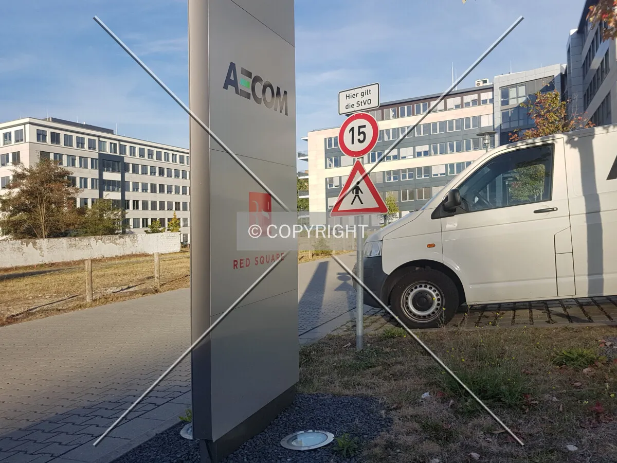 Photo 956-304-510