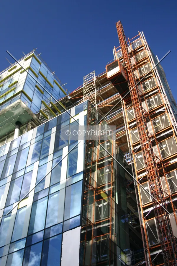 Looking up at the construction elevator from Union Street