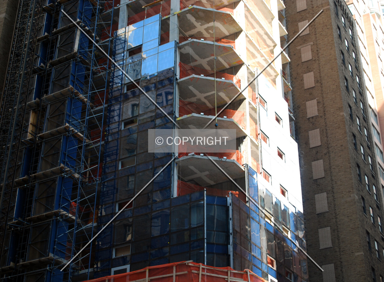 View of the facade over Lexington Avenue