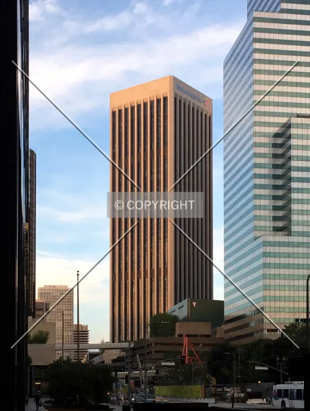 Photo 960-707-917