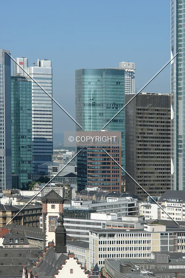 The green Skyper skyscraper in Frankfurt's CBD