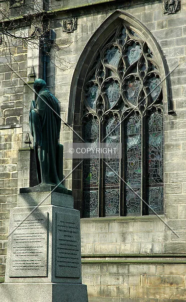 Photo 963-561-664
