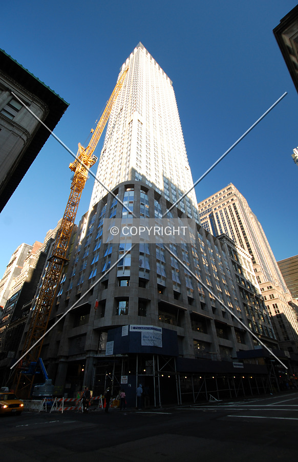Looking up from 5th Avenue