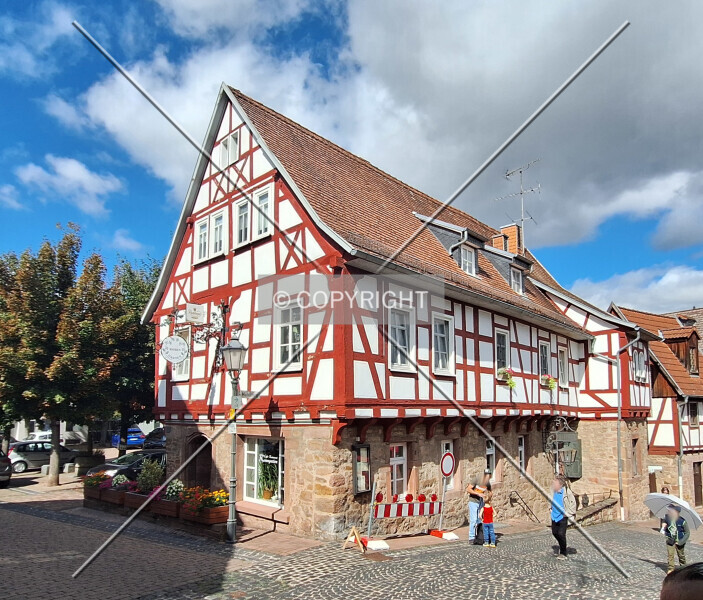 Brüder-Grimm-Straße 84