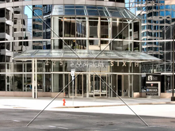 Main entrance at 6th Street/2nd Avenue South