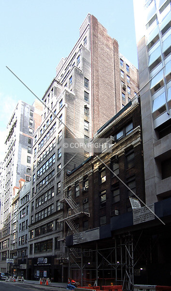 Photo 966-572-503
